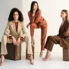 Buty do garnituru damskiego zimą: Elegancja i ciepło w jednym!