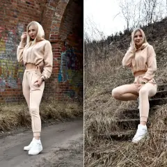 Kobiecy beżowy dres i białe sneakersy – idealne połączenie, które pokazuje, jakie buty do dresów pasują najlepiej.