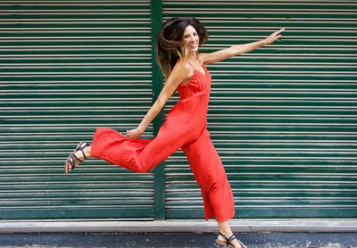 Buty do kombinezonu wide-leg: Sekret idealnych proporcji