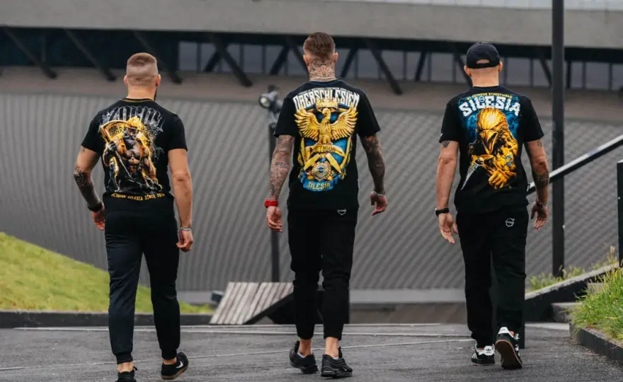 Bluza Octagon "Tyle szans ile odwagi": Przewodnik i manifest siły