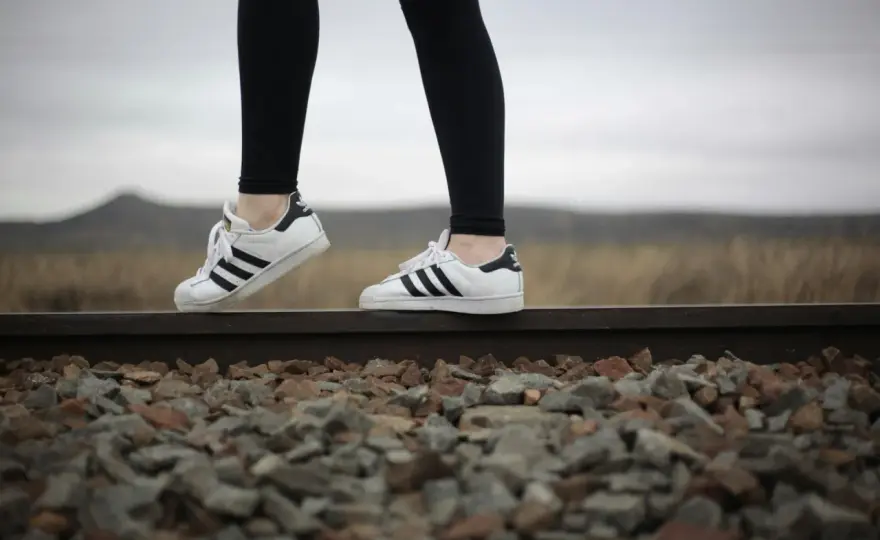 Jakie buty do legginsów? Wybierz idealne połączenie!